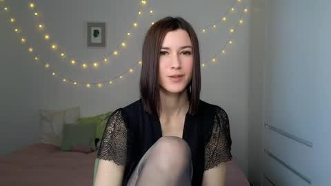 Snapshot of alicianoveli chatting on May 2026 07:27:01 AM alicianoveli online show from May 2026 07:27:01 AM
