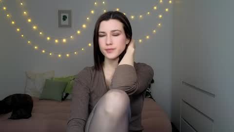 Snapshot of alicianoveli chatting on May 2026 09:16:01 AM alicianoveli online show from May 2026 09:16:01 AM