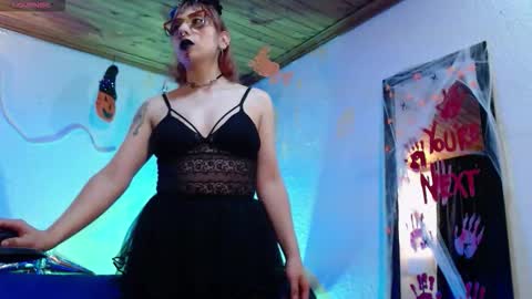 Snapshot of aliciawithe chatting on October 2025 12:06:01 PM Alicia online show from October 2025 12:06:01 PM