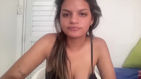 Snapshot of alicie_ebony1 chatting on February 2025 06:12:01 PM luisa online show from February 2025 06:12:01 PM