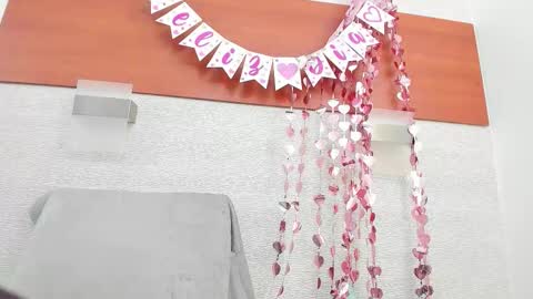 Snapshot of alicie_green chatting on February 2026 02:05:01 AM im tutti online show from February 2026 02:05:01 AM