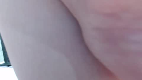 alidaalida2 online show from October 2025 10:43:02 AM