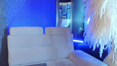Snapshot of alidiaz__ chatting on April 2026 07:44:02 PM Ali Diaz online show from April 2026 07:44:02 PM