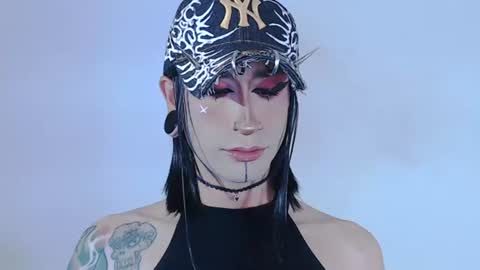 Snapshot of alienexxx chatting on June 2026 11:41:01 PM online show from June 2026 11:41:01 PM