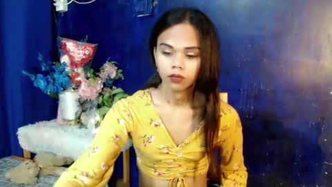 aliexagrey online show from November 2025 08:35:01 AM