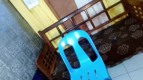 aliexagrey online show from April 2026 08:17:01 AM