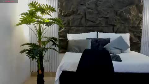 Snapshot of aliice_greco chatting on July 2026 12:11:01 PM Alice online show from July 2026 12:11:01 PM
