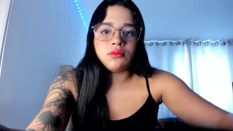 Snapshot of aliice_walker_ chatting on October 2025 02:05:01 PM aliice_walker_ online show from October 2025 02:05:01 PM