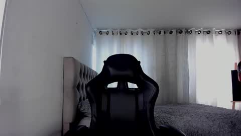 Snapshot of aliice_walker_ chatting on November 2025 07:13:01 PM aliice_walker_ online show from November 2025 07:13:01 PM