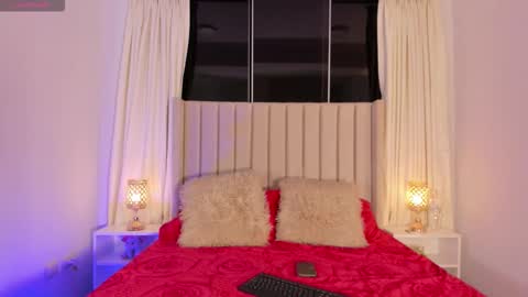 Snapshot of aliison_smith chatting on March 2026 04:14:01 AM Alisson online show from March 2026 04:14:01 AM