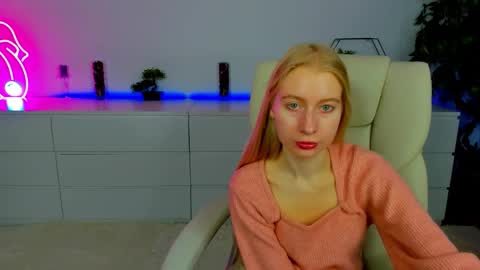 Alina online show from October 2025 05:41:02 AM