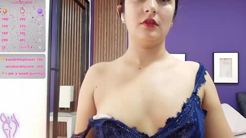 Alina online show from January 2025 05:53:01 PM