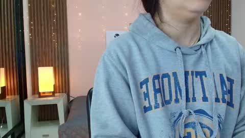 Alina online show from March 2026 11:57:01 AM