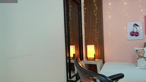 Alina online show from April 2026 12:31:01 PM