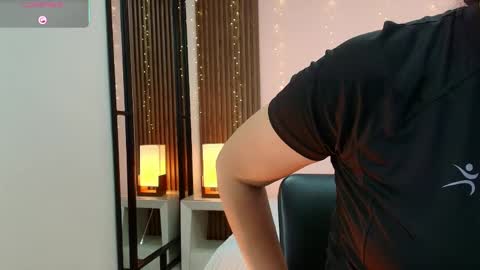 Alina online show from May 2026 12:23:01 PM