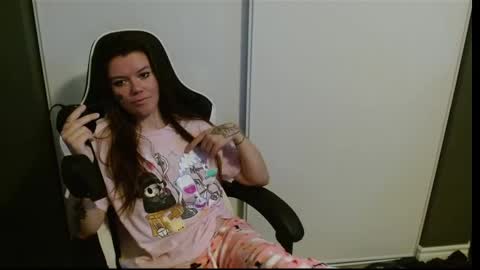 Alina Nightshade online show from November 2025 04:40:01 PM