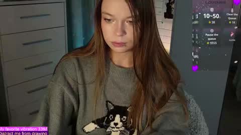 Alina and Ben online show from October 2025 08:59:01 PM