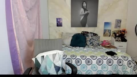 Snapshot of alinabozz1 chatting on March 2026 05:12:02 AM alinabozz1 online show from March 2026 05:12:02 AM