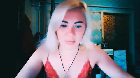 Alina online show from May 2026 04:42:01 AM