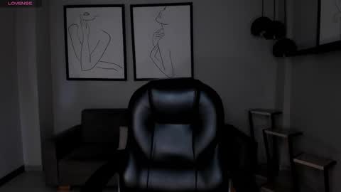 Snapshot of alinakravitz_ chatting on November 2025 11:56:02 AM alinakravitz_ online show from November 2025 11:56:02 AM