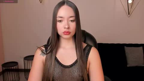 Snapshot of alinakravitz_ chatting on November 2025 12:16:01 PM alinakravitz_ online show from November 2025 12:16:01 PM