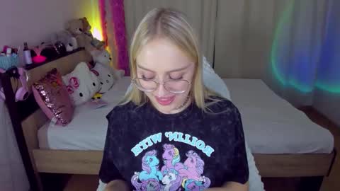 Snapshot of alinaocean chatting on October 2025 07:36:02 PM alinaocean online show from October 2025 07:36:02 PM