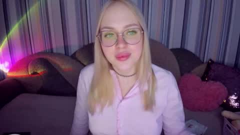 alinaocean online show from February 2026 03:21:01 PM