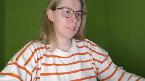 alinasei online show from May 2026 12:45:01 PM