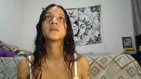 Snapshot of alinawoolf_ chatting on December 2024 02:02:01 AM Ali online show from December 2024 02:02:01 AM