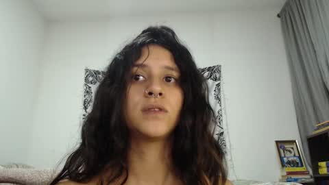 Snapshot of alinawoolf_ chatting on December 2024 04:43:01 AM Ali online show from December 2024 04:43:01 AM