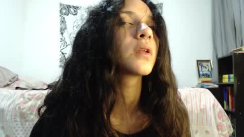 Snapshot of alinawoolf_ chatting on January 2025 05:00:02 AM Ali online show from January 2025 05:00:02 AM
