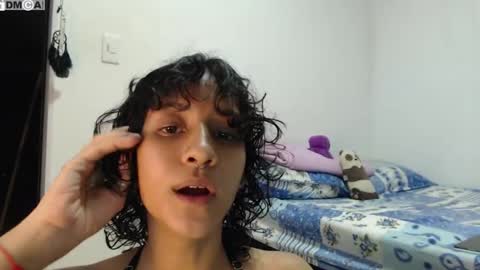 Snapshot of alinawoolf_ chatting on September 2025 01:18:02 AM Ali online show from September 2025 01:18:02 AM