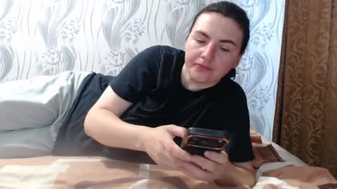 Snapshot of alinaxjames chatting on June 2026 08:34:01 AM AlinaxJames online show from June 2026 08:34:01 AM