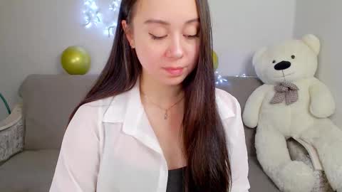 Snapshot of alinaxrose chatting on September 2025 09:40:02 PM AlinaXRose online show from September 2025 09:40:02 PM