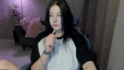 Aline Greeeen online show from October 2025 04:13:02 AM