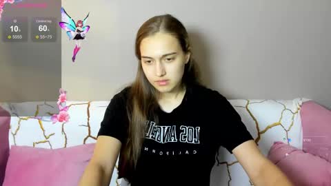 alisa__kelly online show from September 2025 01:17:01 AM