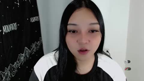 Snapshot of alisa_kiss_ chatting on March 2026 10:52:02 AM Shanti xhey online show from March 2026 10:52:02 AM