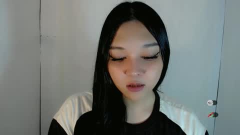 Snapshot of alisa_kiss_ chatting on April 2026 10:54:02 PM Shanti xhey online show from April 2026 10:54:02 PM