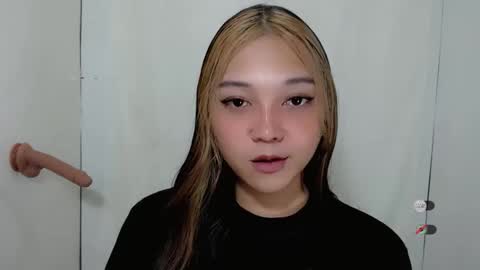 Snapshot of alisa_kiss_ chatting on May 2026 04:39:01 PM Shanti xhey online show from May 2026 04:39:01 PM