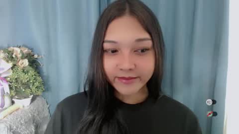 Snapshot of alisa_kiss_ chatting on May 2026 10:06:01 PM Shanti xhey online show from May 2026 10:06:01 PM