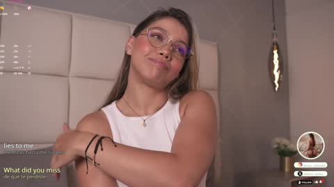 Snapshot of alisa_roldan chatting on February 2025 02:53:02 PM online show from February 2025 02:53:02 PM