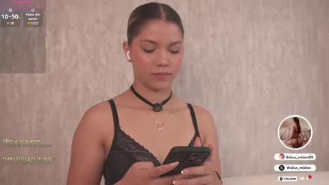 Snapshot of alisa_roldan chatting on September 2025 02:29:02 PM online show from September 2025 02:29:02 PM