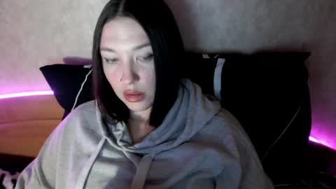 alisaadoll online show from April 2026 12:25:02 PM