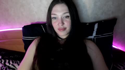 alisaadoll online show from May 2026 01:38:01 PM