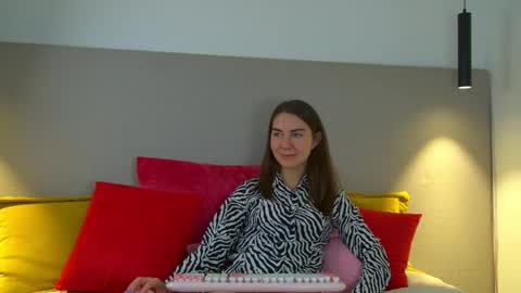 Alisa online show from May 2026 06:41:01 AM