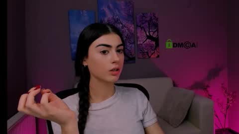 Alisa online show from December 2025 10:09:02 AM