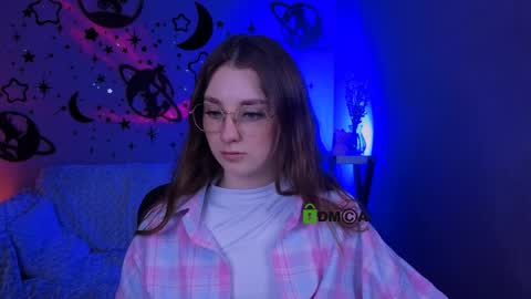 Alisa online show from April 2026 07:17:02 PM