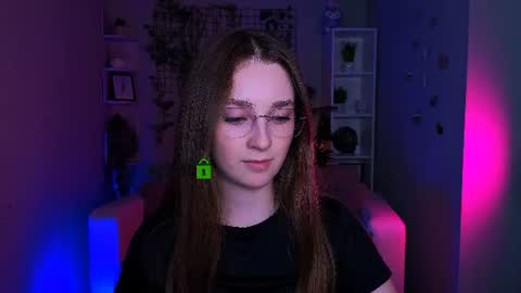 Alisa online show from June 2026 07:07:01 PM