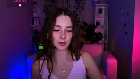 Alisa online show from June 2026 07:23:01 PM