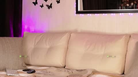 Snapshot of alisabo chatting on November 2025 02:01:02 AM Alice online show from November 2025 02:01:02 AM